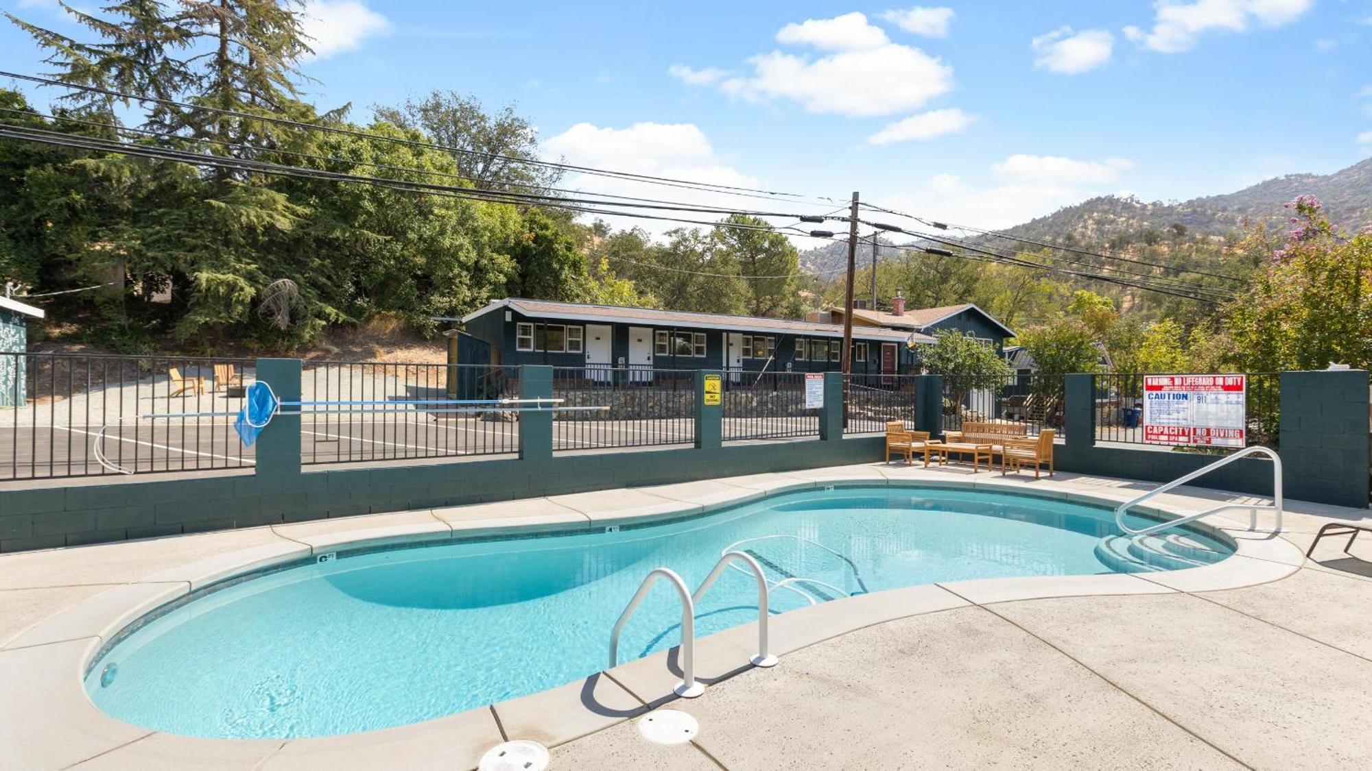 The Charlotte Sequoia Motel R2 Three Rivers Luaran gambar